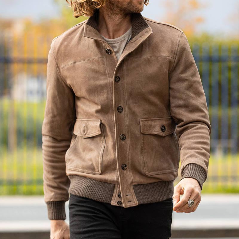Herren elegante Wildlederjacke mit modernen Details Echoarchiv