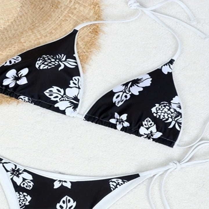 Damen Triangel-Bikini mit floralem Design und verspielten Binde-Trägern Echo Archiv