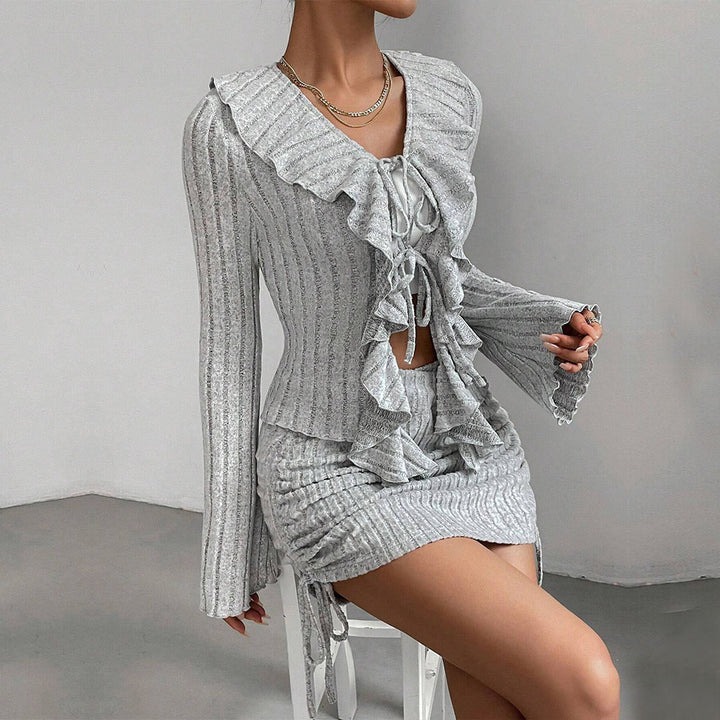 Damen gerippter Rüschencardigan mit Bindebändern und gerafftem Minirock-Set – Élanora