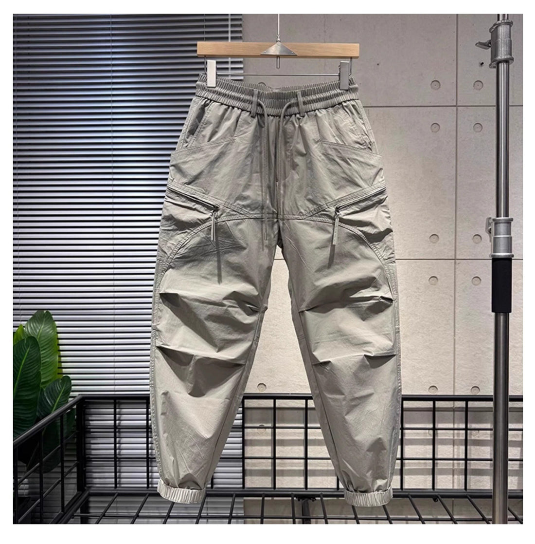 Herren Bequeme Sporthose mit Seitentaschen Echoarchiv