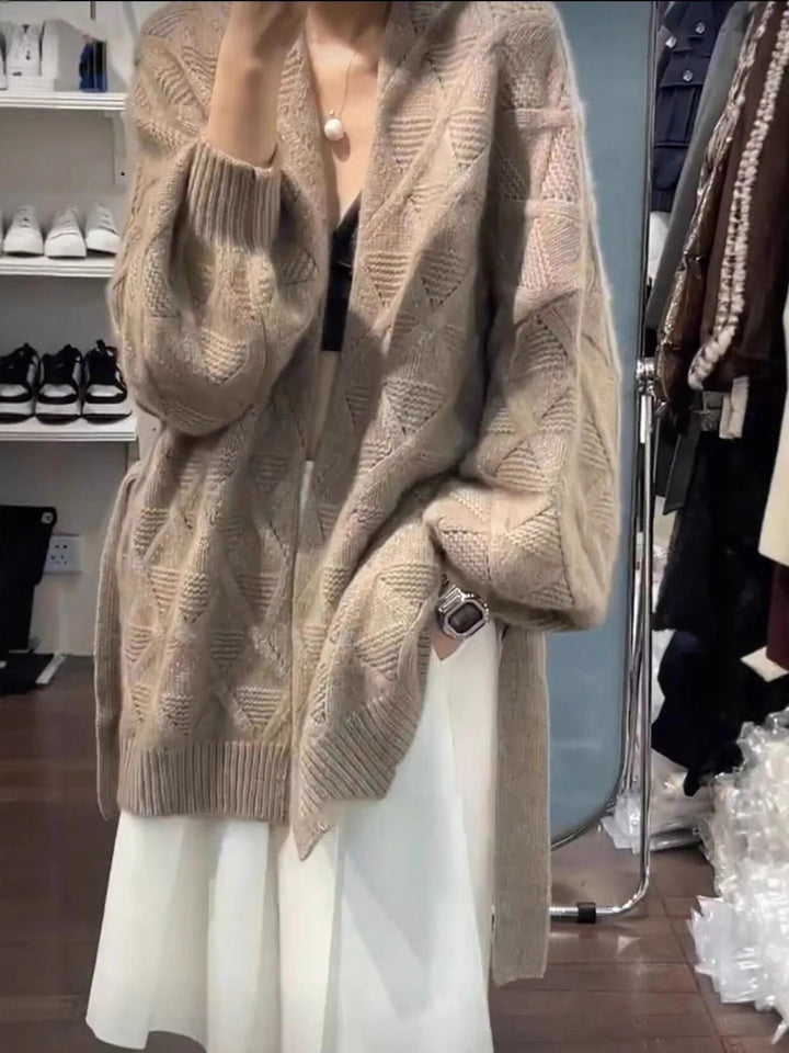 Damen Oversize-Cardigan aus Mohair‑Optik mit Zopfmuster Echoarchiv