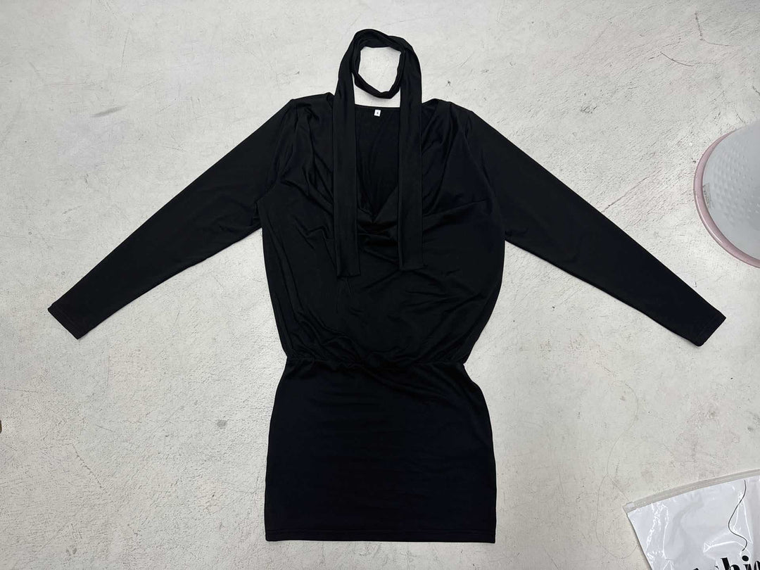Damen nan figurbetontes Langarm-Minikleid mit Wickel‑V‑Ausschnitt, angesetzter Schluppe und taillierter Raffung Echo Archiv