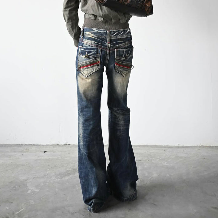 Damen Flared Jeans mit modischem Used-Look Echo Archiv