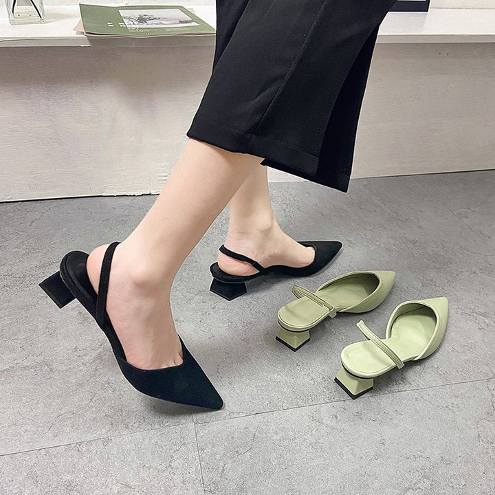 Damen Slingback Pumps mit Modernem Design und Elegantem Mittelabsatz Echoarchiv