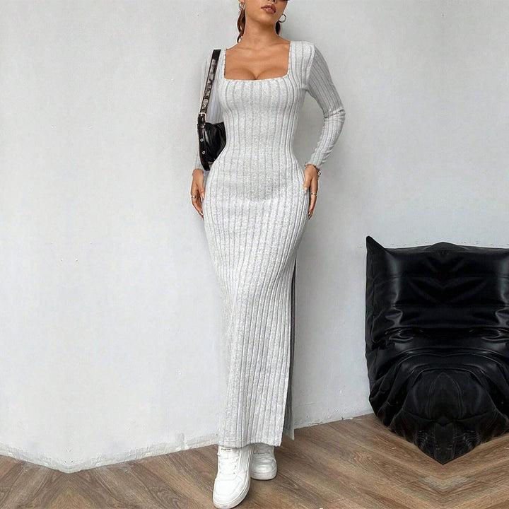 Damen figurbetontes geripptes Maxikleid mit quadratischem Ausschnitt und seitlichem Beinschlitz – Valéora