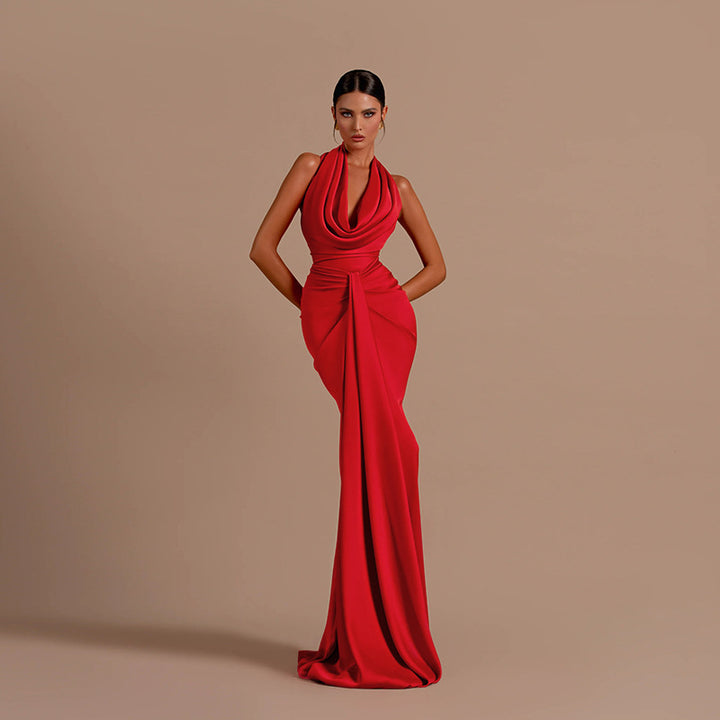 Damen Elegantes Wickel-Maxikleid mit tiefem V-Ausschnitt und figurbetonter Silhouette Echo Archiv