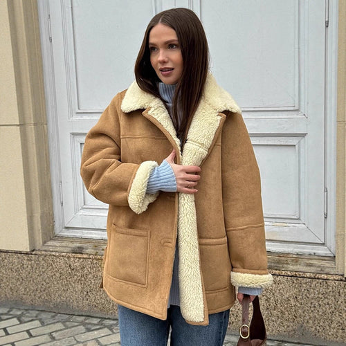 Damen Boxy Lammfell-Optik Mantel mit umgeschlagenem Teddykragen Echoarchiv