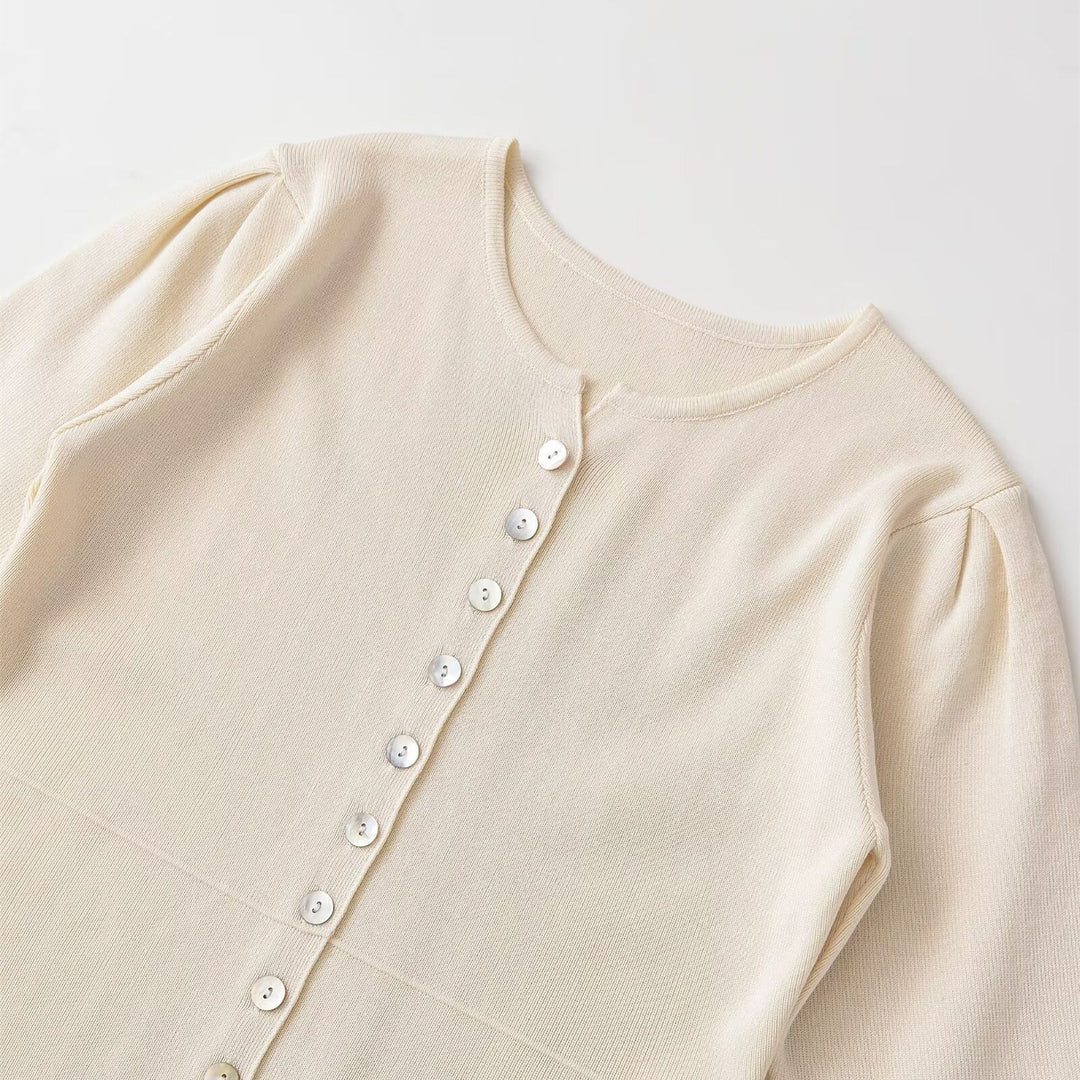 Damen kurzärmlige Strickjacke mit Knöpfen und raffinierter Raffung Echo Archiv