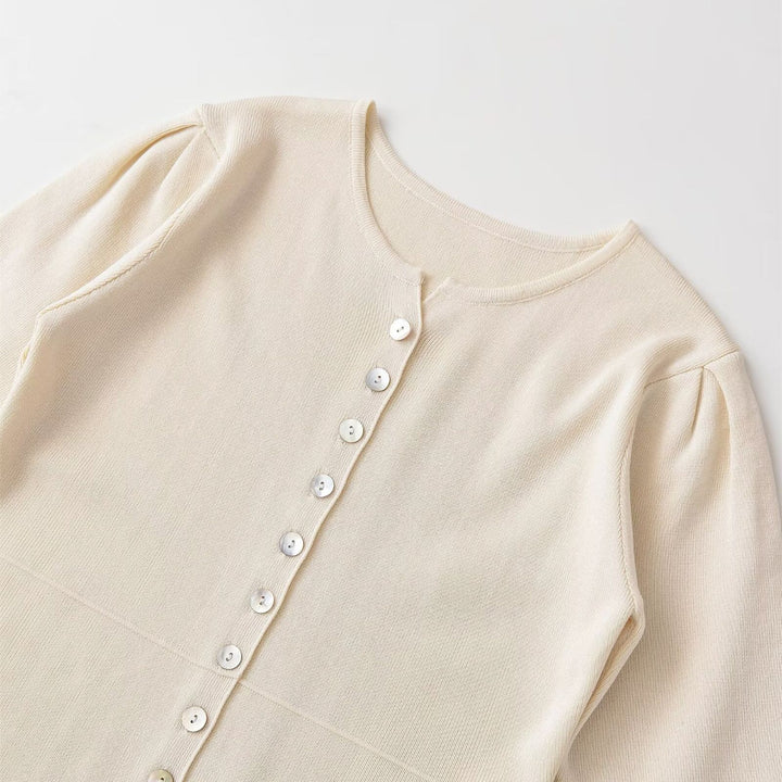 Damen kurzärmlige Strickjacke mit Knöpfen und raffinierter Raffung Echo Archiv