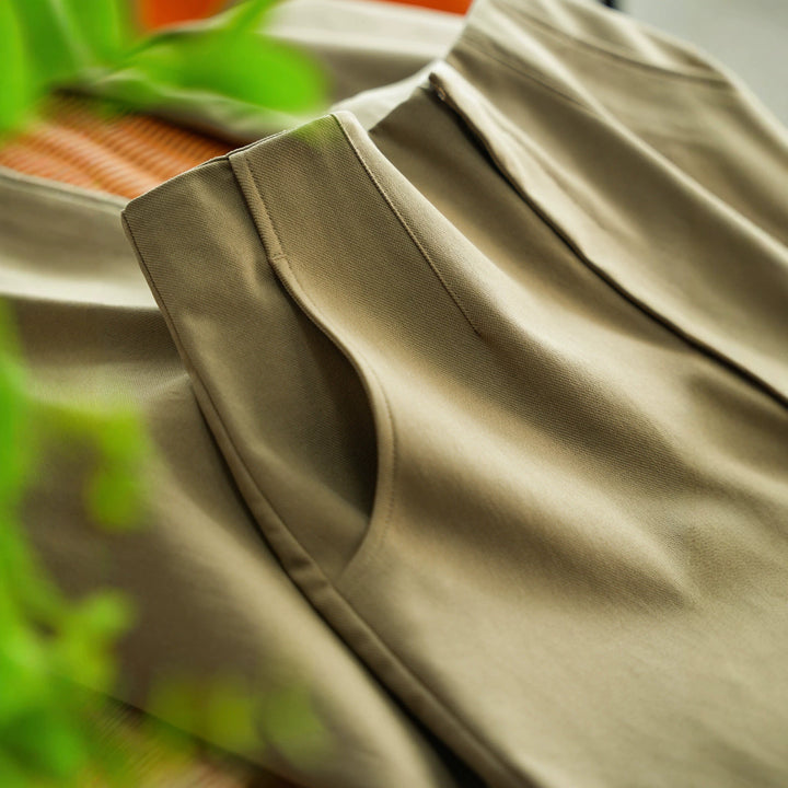 Damen Elegante und bequeme, hoch taillierte Stoffhose Echoarchiv
