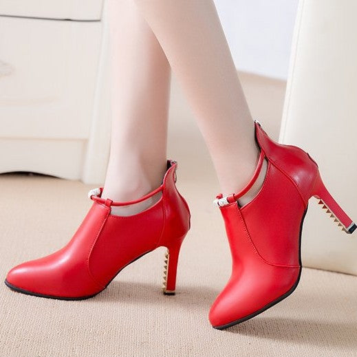 Damen Ankle-Boots mit spitzer Zehenform, funkelndem Strassriemen und skulptiertem Metallabsatz – Varelle