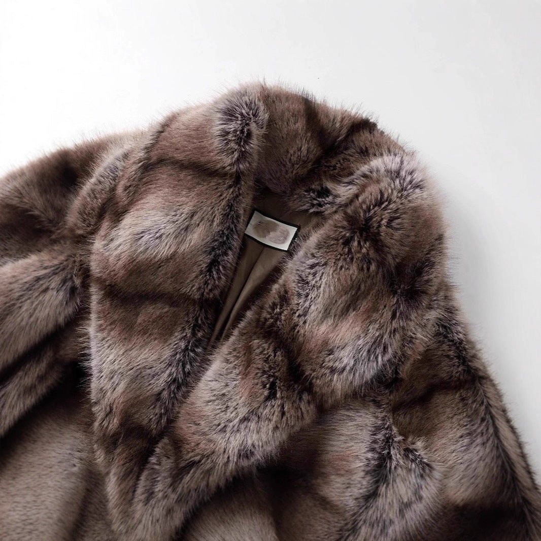 Damen Luxuriöser Oversize-Kunstpelzmantel mit Kapuze und satiniertem Futter Echo Archiv