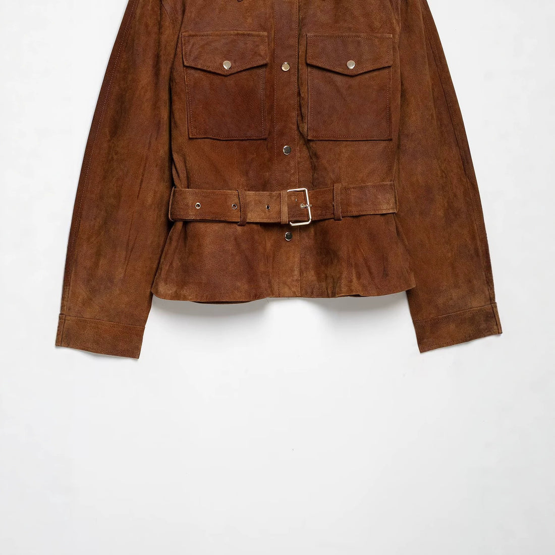 Damen Kurzjacke im Safari‑Stil aus Veloursleder mit Taillengürtel und aufgesetzten Brusttaschen Echoarchiv
