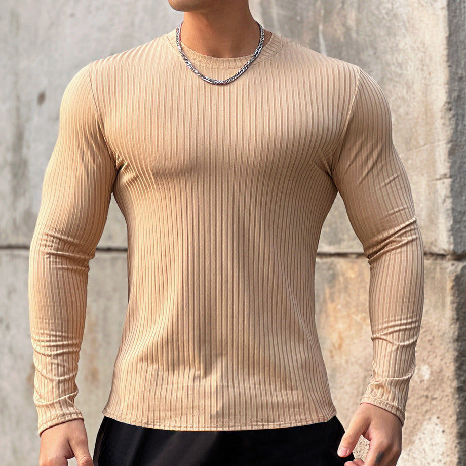 Herren Langarmshirt mit strukturiertem Rippenmuster und sportlicher Passform Echoarchiv