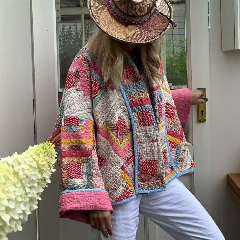 Damen nan gesteppte Patchwork-Kimonojacke mit glänzendem Satinfutter und weitem Schalkragen Echo Archiv