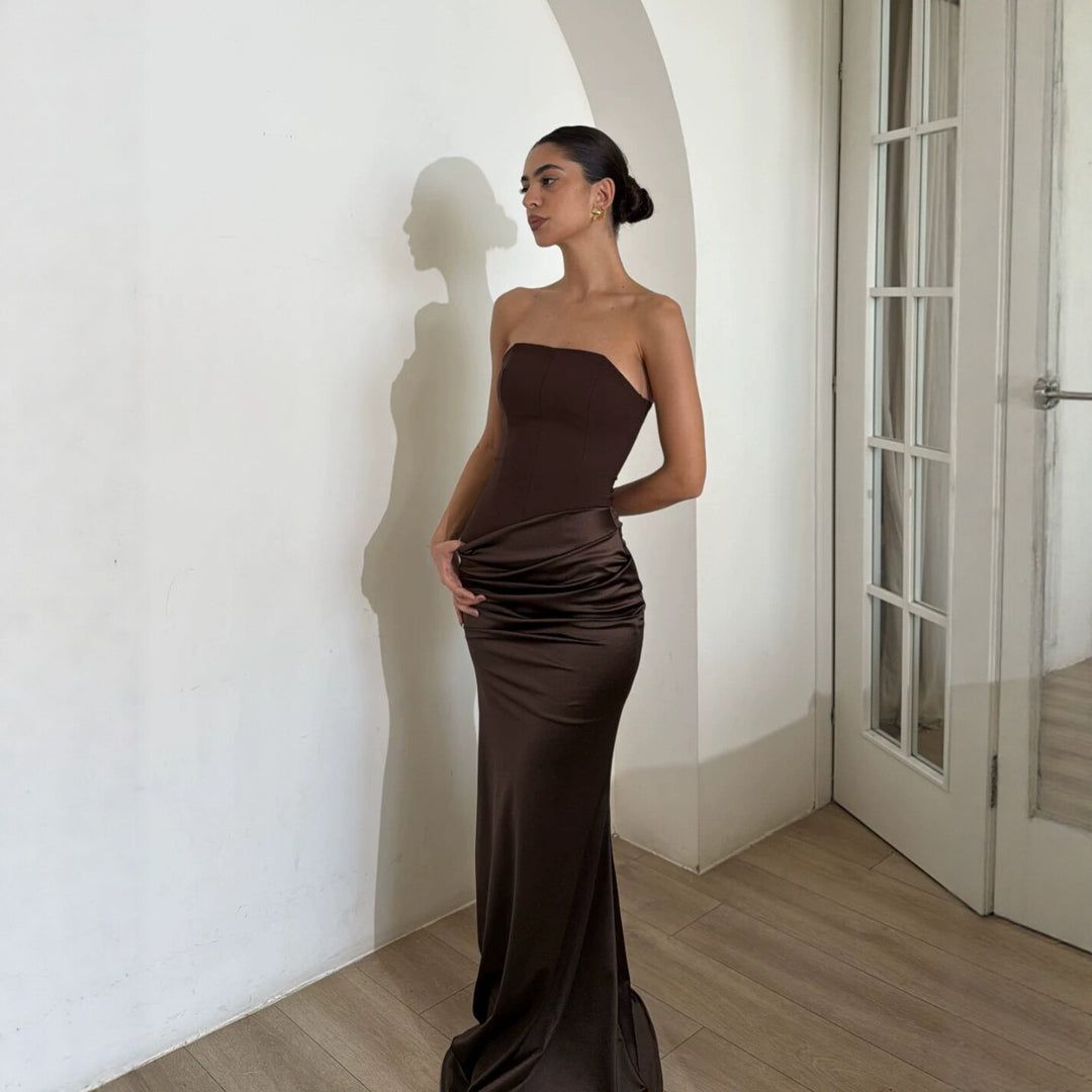 Damen Bodycon Abendkleid mit eleganter Drapierung Echo Archiv