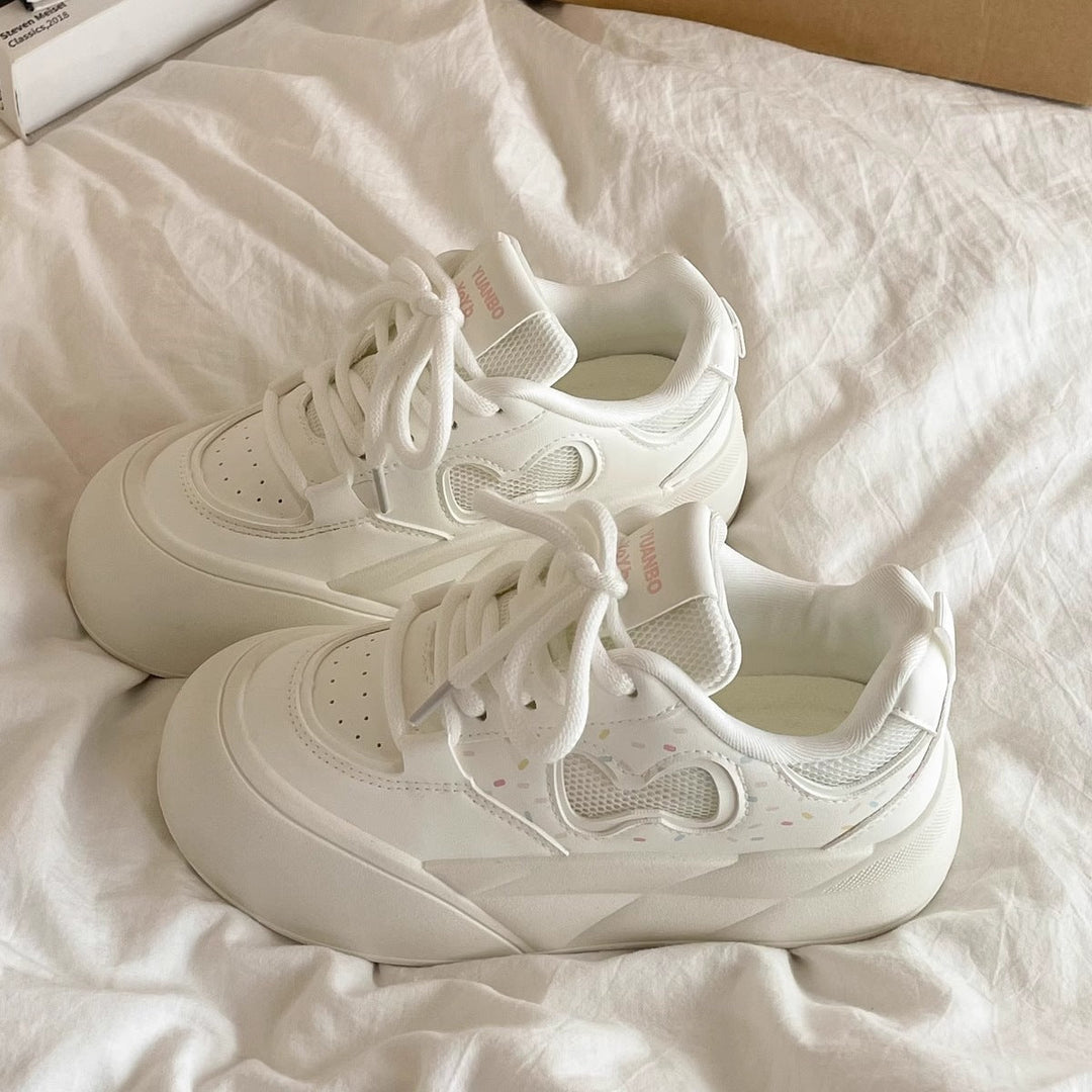 Damen Sportliche Sneakers mit übergroßem Sohlenprofil und atmungsaktiven Einsätzen Echo Archiv