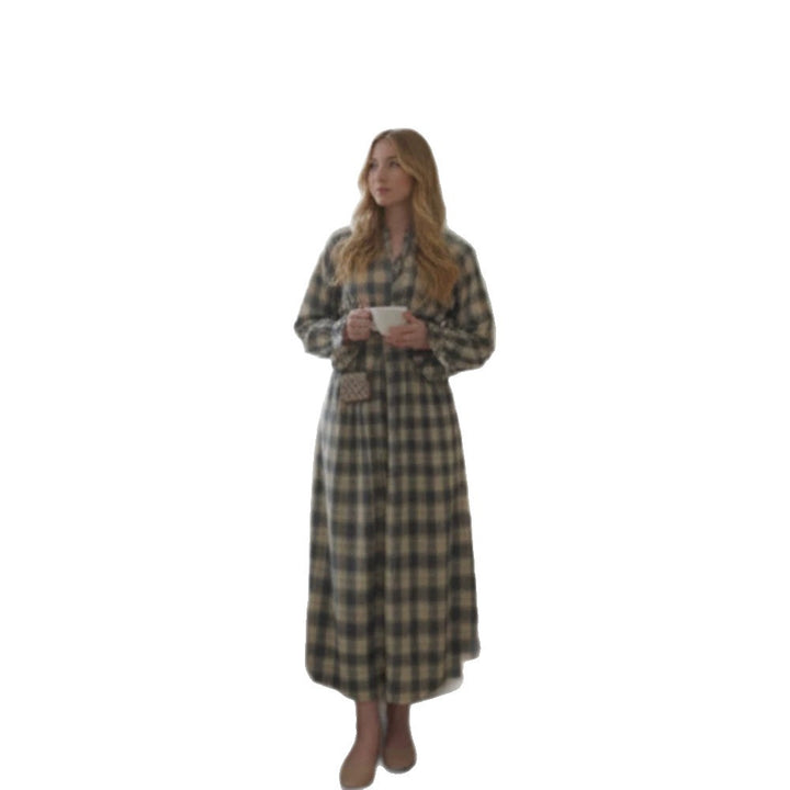 Damen Maxikleid im Karierten Hemdblusenstil mit Taillengürtel und Rüschenmanschetten Echoarchiv