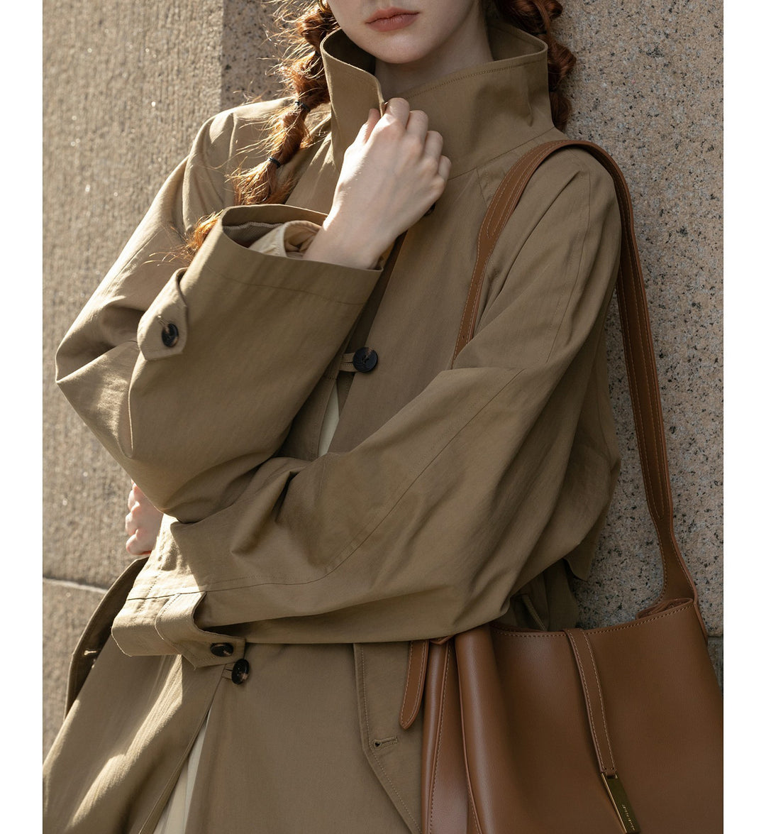 Damen Leichter Oversize-Trenchcoat mit hohem Stehkragen, verstellbaren Manschetten & Bindegürtel Echo Archiv