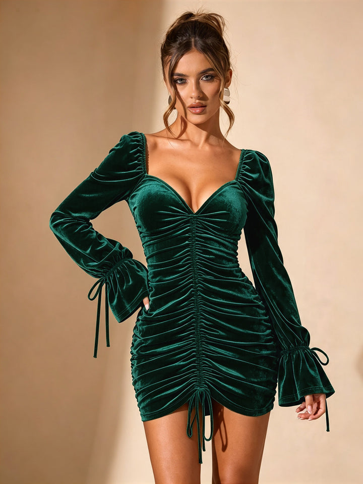 Damen gerafftes Samt-Minikleid mit Herzausschnitt, Tunnelzug und voluminösen Bindärmeln – Élara