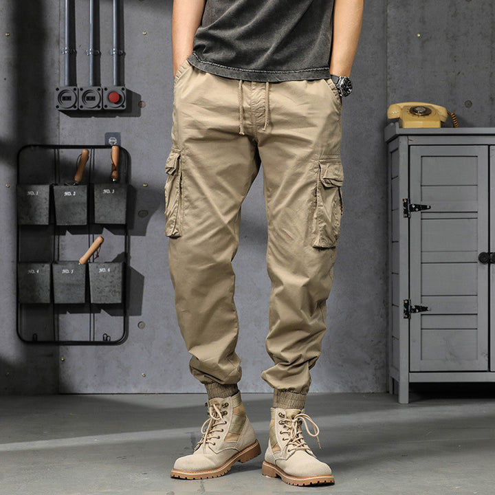 Herren Cargo-Jogginghose im Utility‑Stil mit Tunnelzugbund, Mehrfachtaschen und Reißverschluss‑Knöchel Echo Archiv