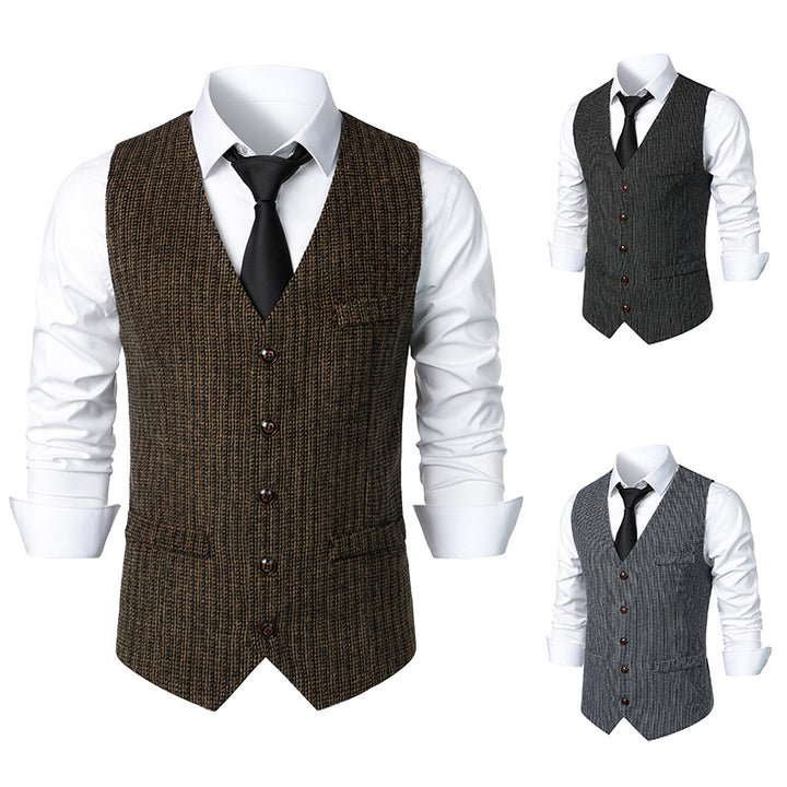 Herren Taillierte Strickweste mit V‑Ausschnitt und durchgehender Knopfleiste Echo Archiv