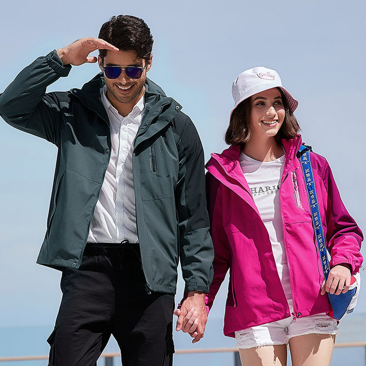 Damen leichte wasserfeste Urban Softshelljacke mit Kapuze und reflektierenden Details – Célinea