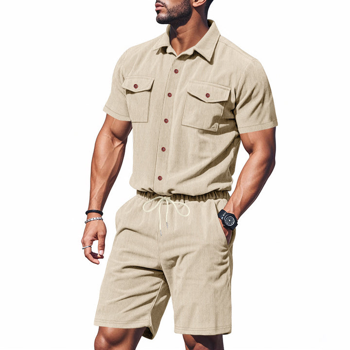 Herren Shorts-Anzug mit strukturiertem Design und praktischen Taschen Echoarchiv