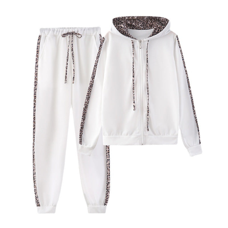 Damen Kapuzen-Jogginganzug im Slim-Fit mit kontrastierenden Leoparden-Streifen Echo Archiv