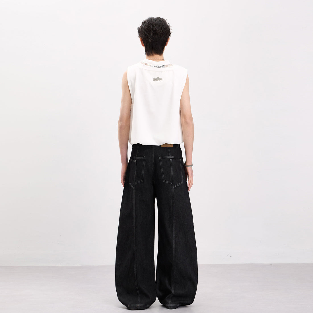 Herren Ärmelloses Oversize-Tanktop mit Mesh‑Einsätzen und asymmetrischem Schnitt Echo Archiv