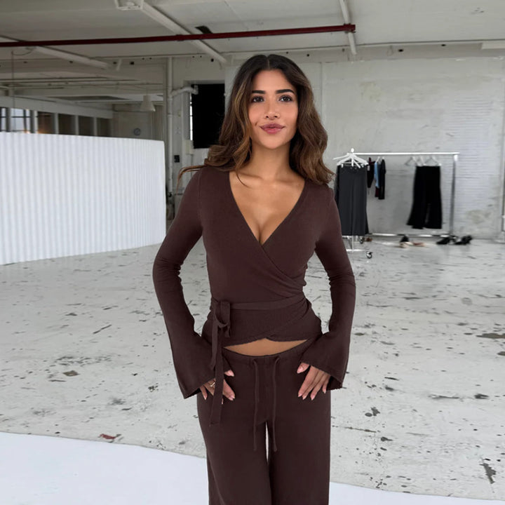 Damen lockerer Jumpsuit mit Wickeldesign und langen Ärmeln Echo Archiv