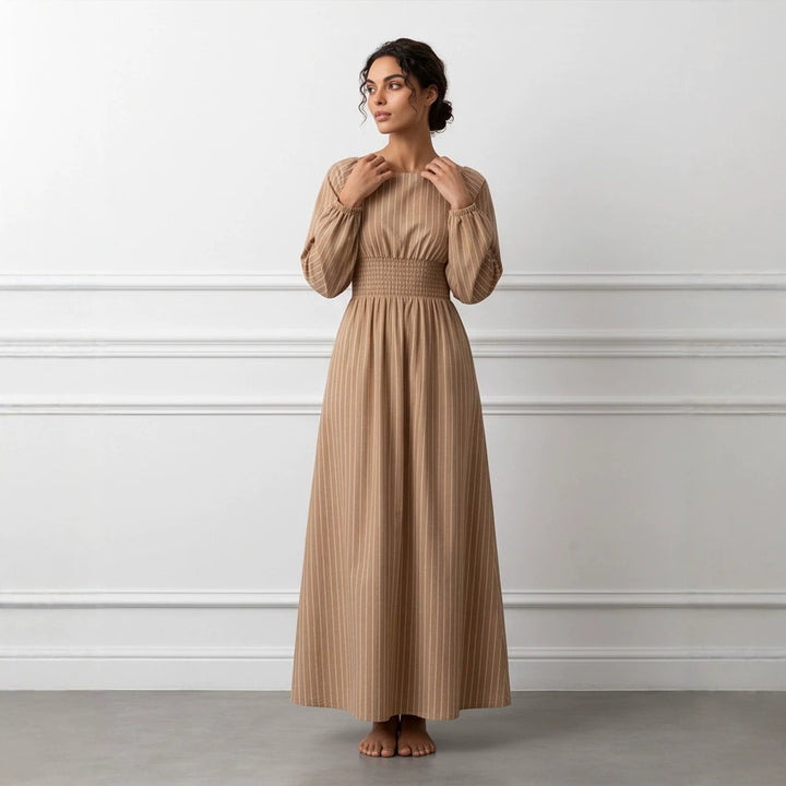 Damen Maxikleid mit Smok-Taillenband, Quadrat-Ausschnitt und langen Ballonärmeln Echoarchiv