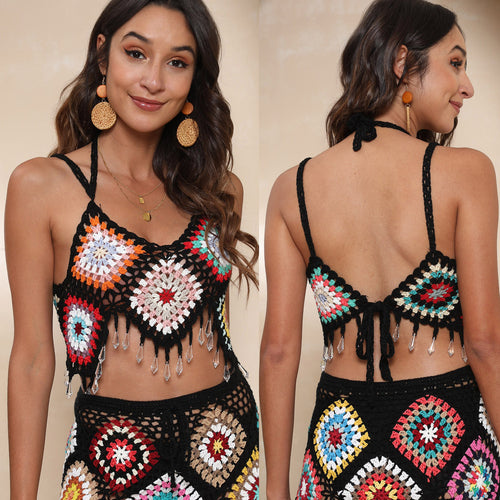 Damen gehäkeltes Crop-Top mit bunten Granny-Quadraten und Glitzerakzenten Echo Archiv