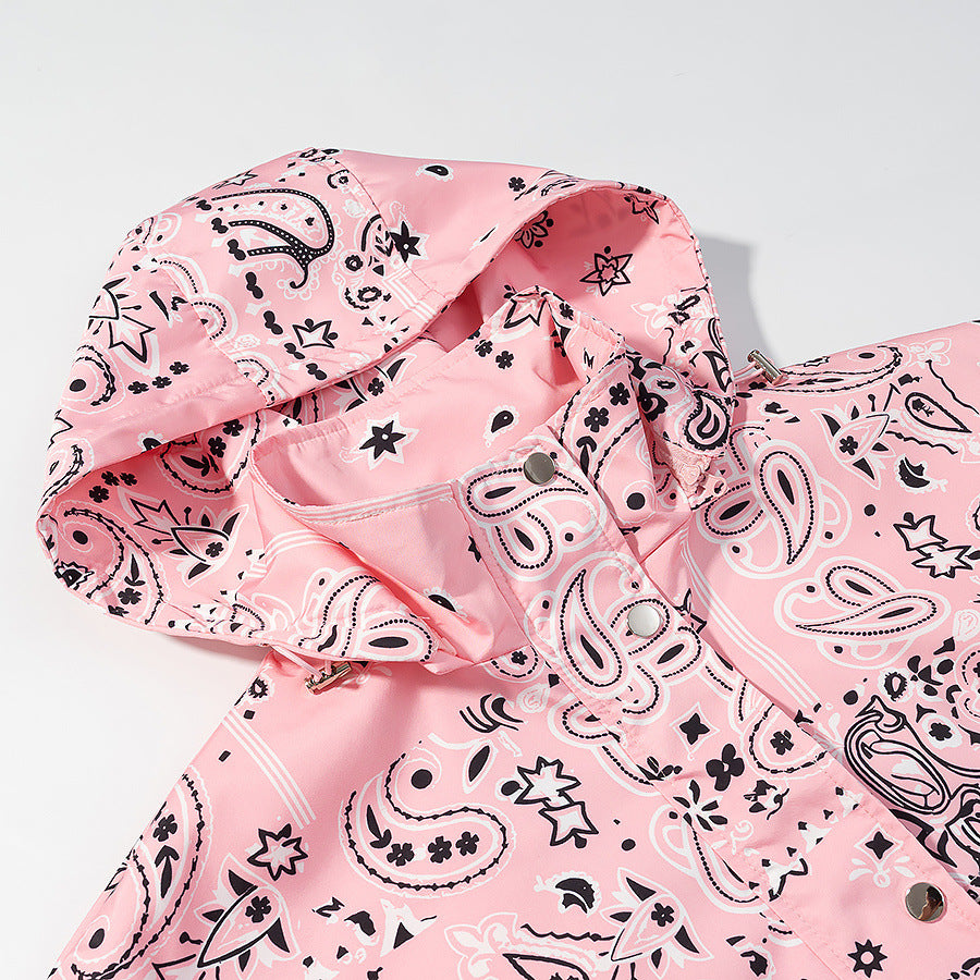 Damen Kapuzen-Blouson mit Bandana-Print und elastischem Saum Echo Archiv