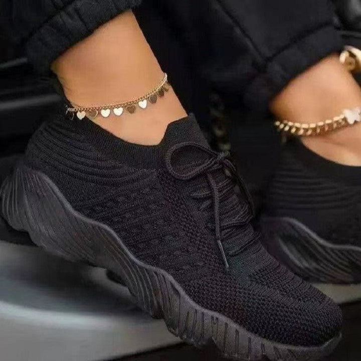 Damen  leichte Strick-Sneaker mit sockenähnlichem Obermaterial, gepolsterter Komfortsohle und flexibler Profil-Laufsohle Echo Archiv