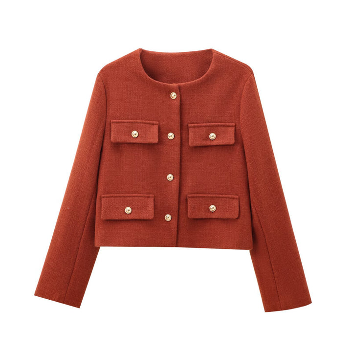 Damen kurz geschnittene Bouclé-Tweedjacke mit Rundhalsausschnitt Zierknopfdetails und aufgesetzten Pattentaschen – Célinea