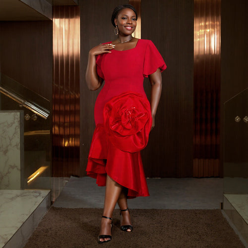 Damen Anlasskleid mit voluminösem Blütenarrangement und schwingendem Saum Echo Archiv
