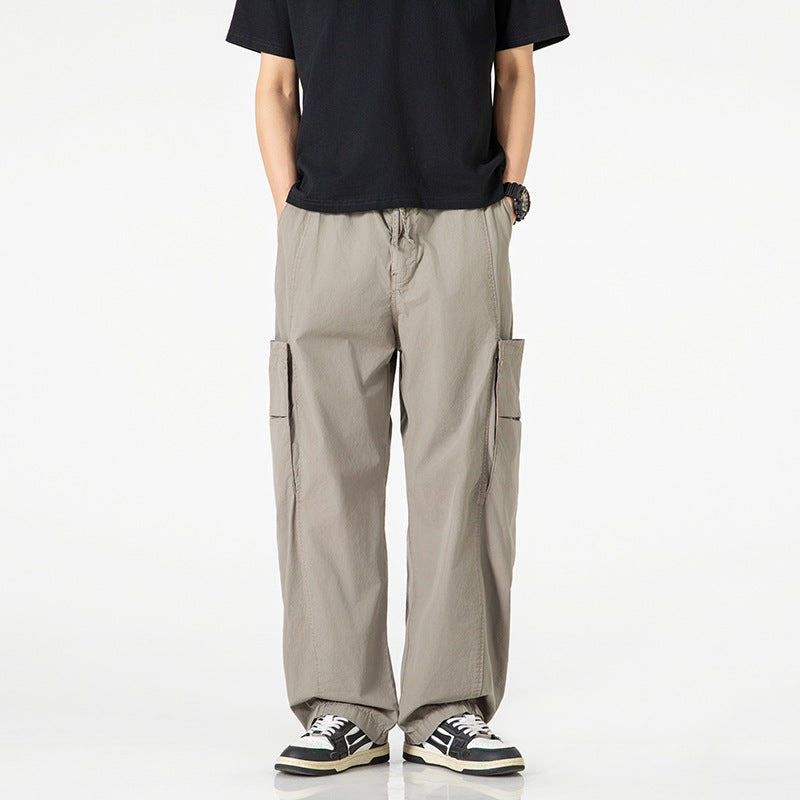 Herren Weite Nylon-Cargo-Hose im Utility-Stil mit seitlichen Klappentaschen Echo Archiv