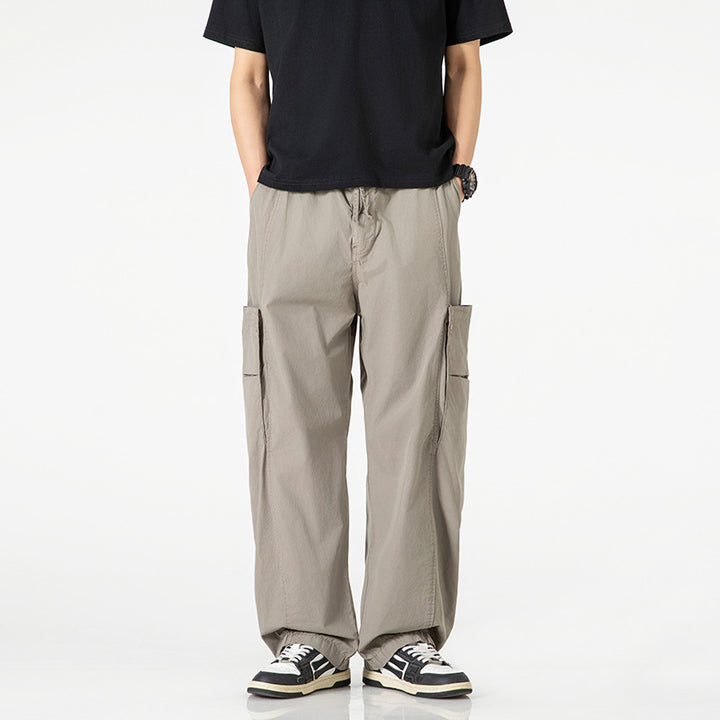 Herren Weite Nylon-Cargo-Hose im Utility-Stil mit seitlichen Klappentaschen Echo Archiv