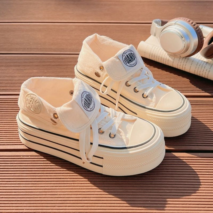 Damen Chunky Sneakers mit hohem Plateau und modischem Schnürsystem Echo Archiv