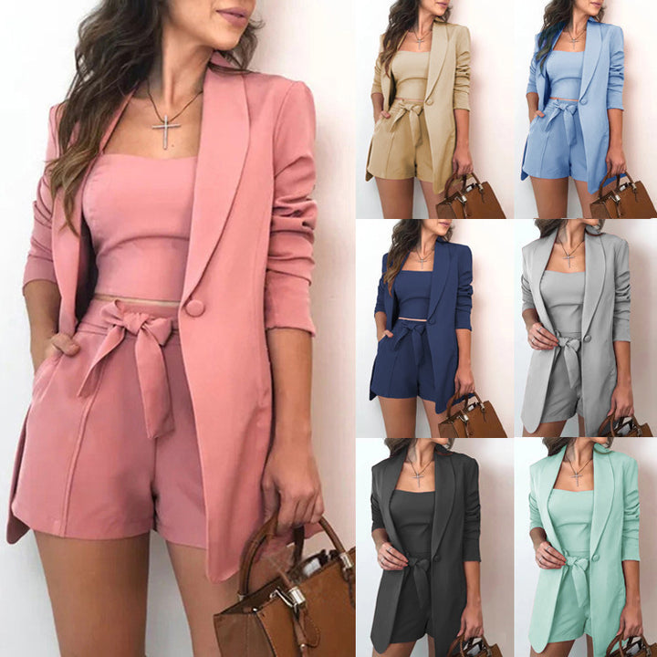 Damen Dreiteiliges Blazer-Set mit Longblazer, Crop-Top und Paperbag-Shorts – Élanora