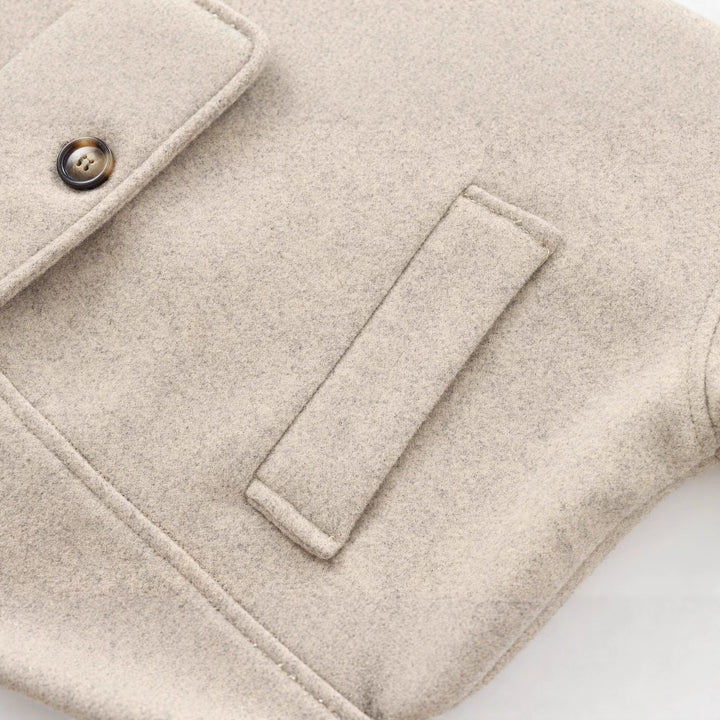 Damen Kurz geschnittene Wollmix-Boxyjacke mit überschnittener Schulter und Pattentaschen Echoarchiv