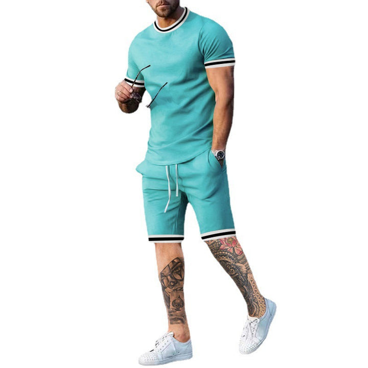 Herren Kurzarm Freizeit-Outfit mit sportlichen Kontrastdetails Echoarchiv