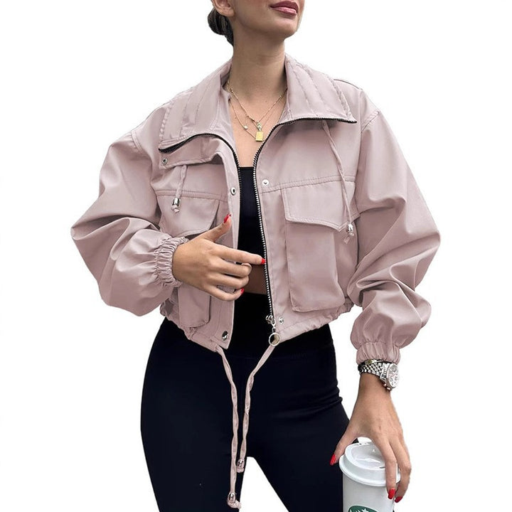 Damen nan kurze Utility-Jacke mit Kordelzug-Taillierung, Fronttaschen und Reißverschluss-Detail Echo Archiv
