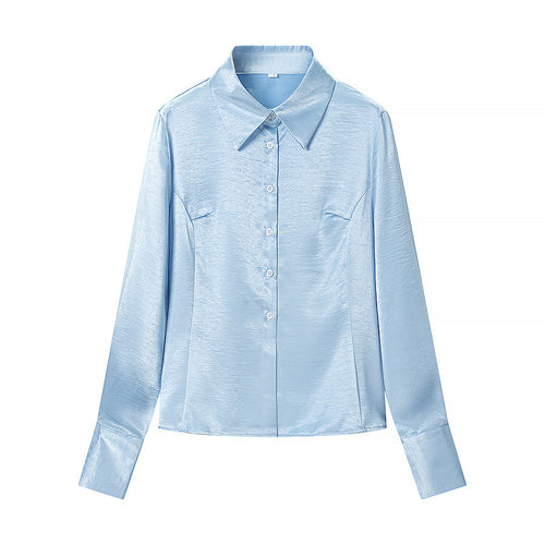 Damen Satinbluse mit taillierten Teilungsnähten, durchgehender Knopfleiste und breiten Manschetten Echo Archiv