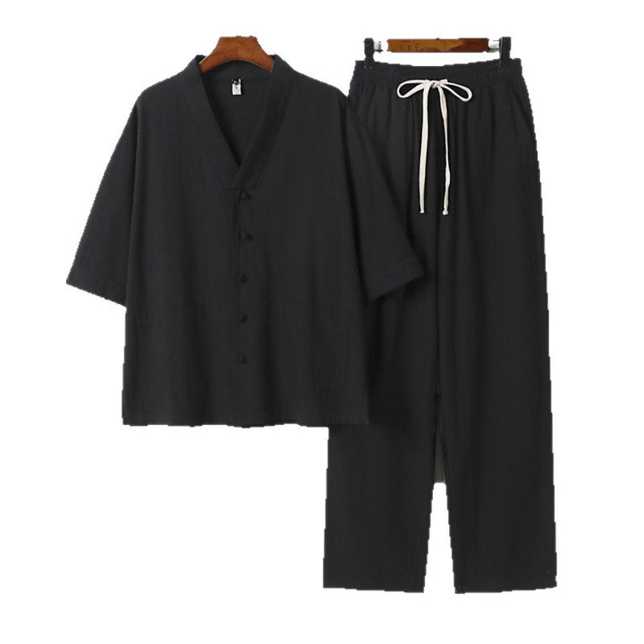 Herren Kimono-Zweiteiler aus Leinenmischung mit V-Ausschnitt, aufgesetzten Taschen und Kordelbundhose Echoarchiv