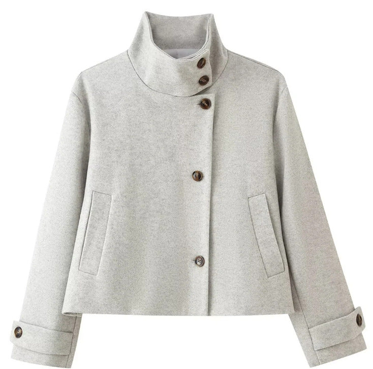 Damen Kurzjacke im Boxy‑Cut mit hohem Stehkragen und Hornknöpfen Echo Archiv