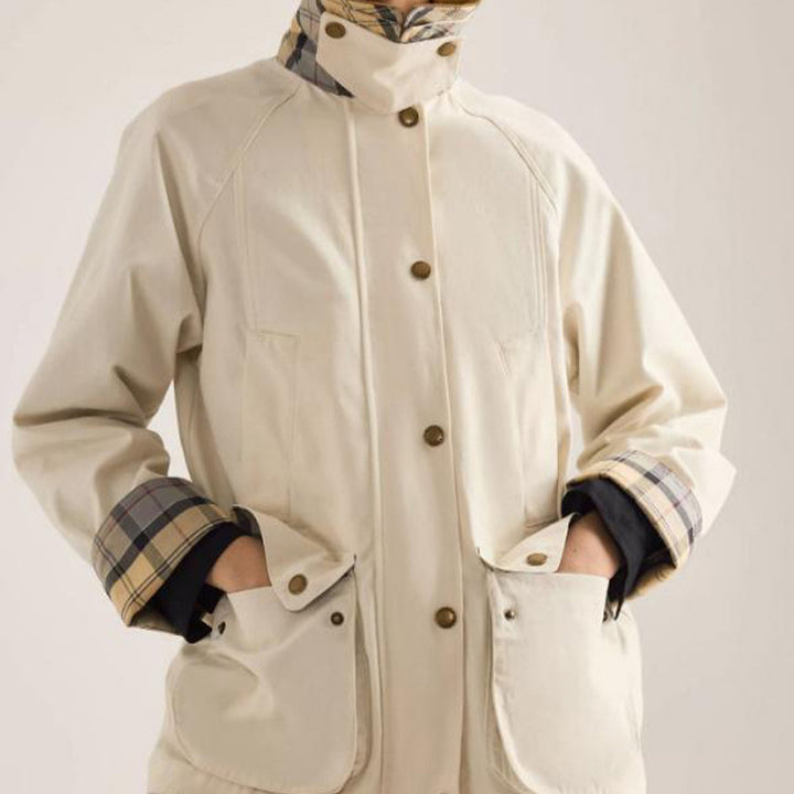 Damen Übergangsjacke mit Cordkragen, Karo-Innenmanschetten und aufgesetzten Taschen Echoarchiv