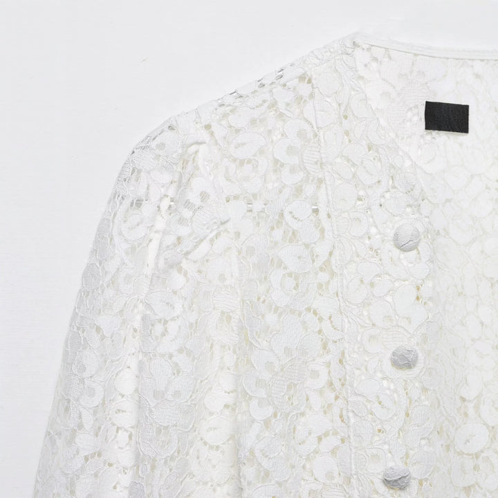 Damen Spitzenbluse im Jackenlook mit floralem Spitzenmuster und Zierknopfleiste Echo Archiv