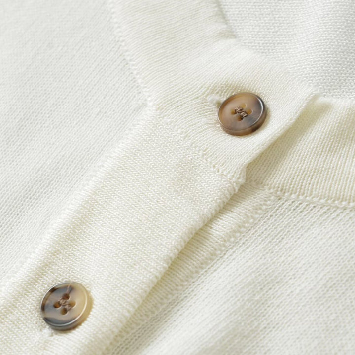 Damen Feinstrick-Henleypullover mit Knopfleiste und geripptem Saum Echoarchiv